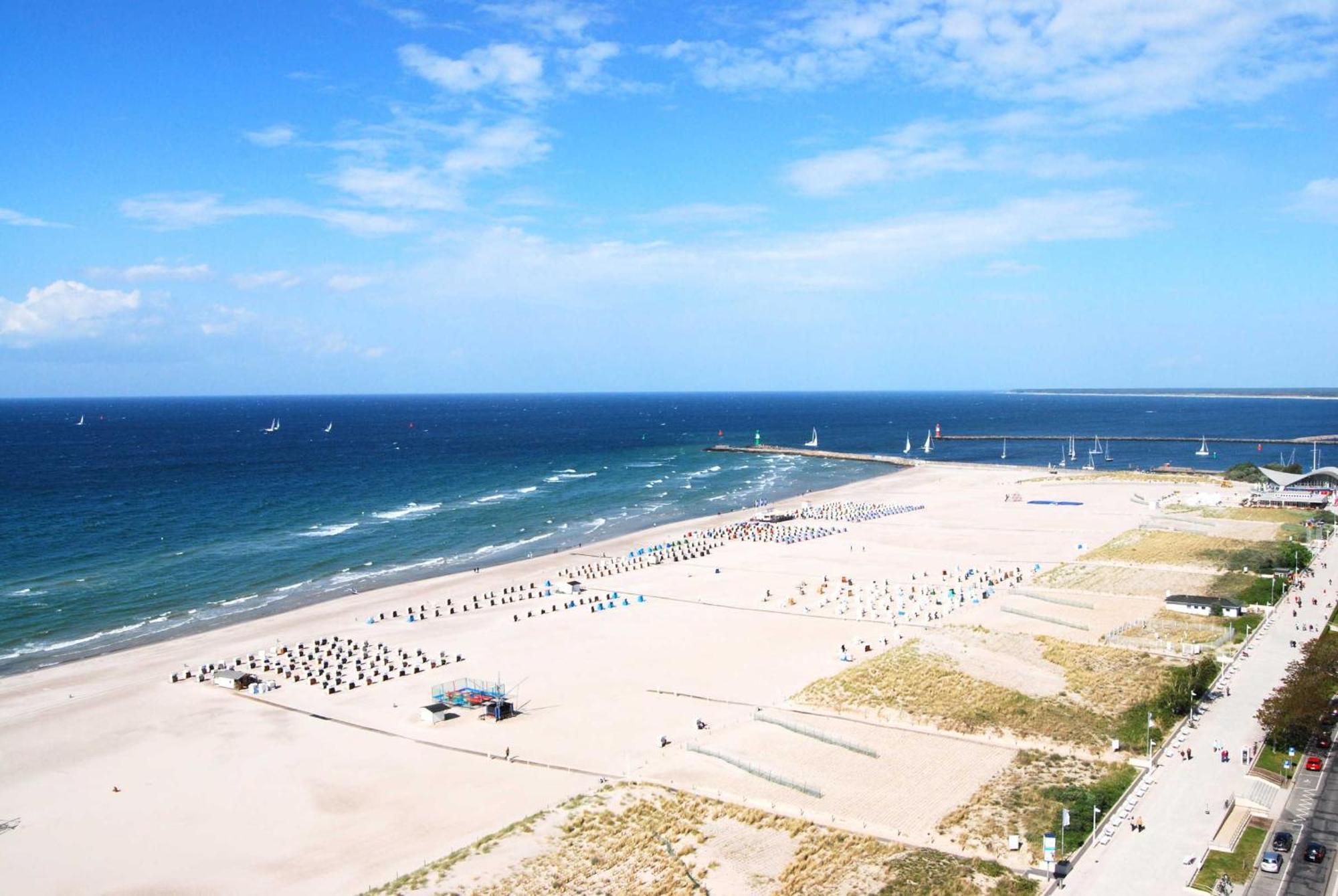 Ferienwohnungen "Burg Freienstein" Rostock Bagian luar foto
