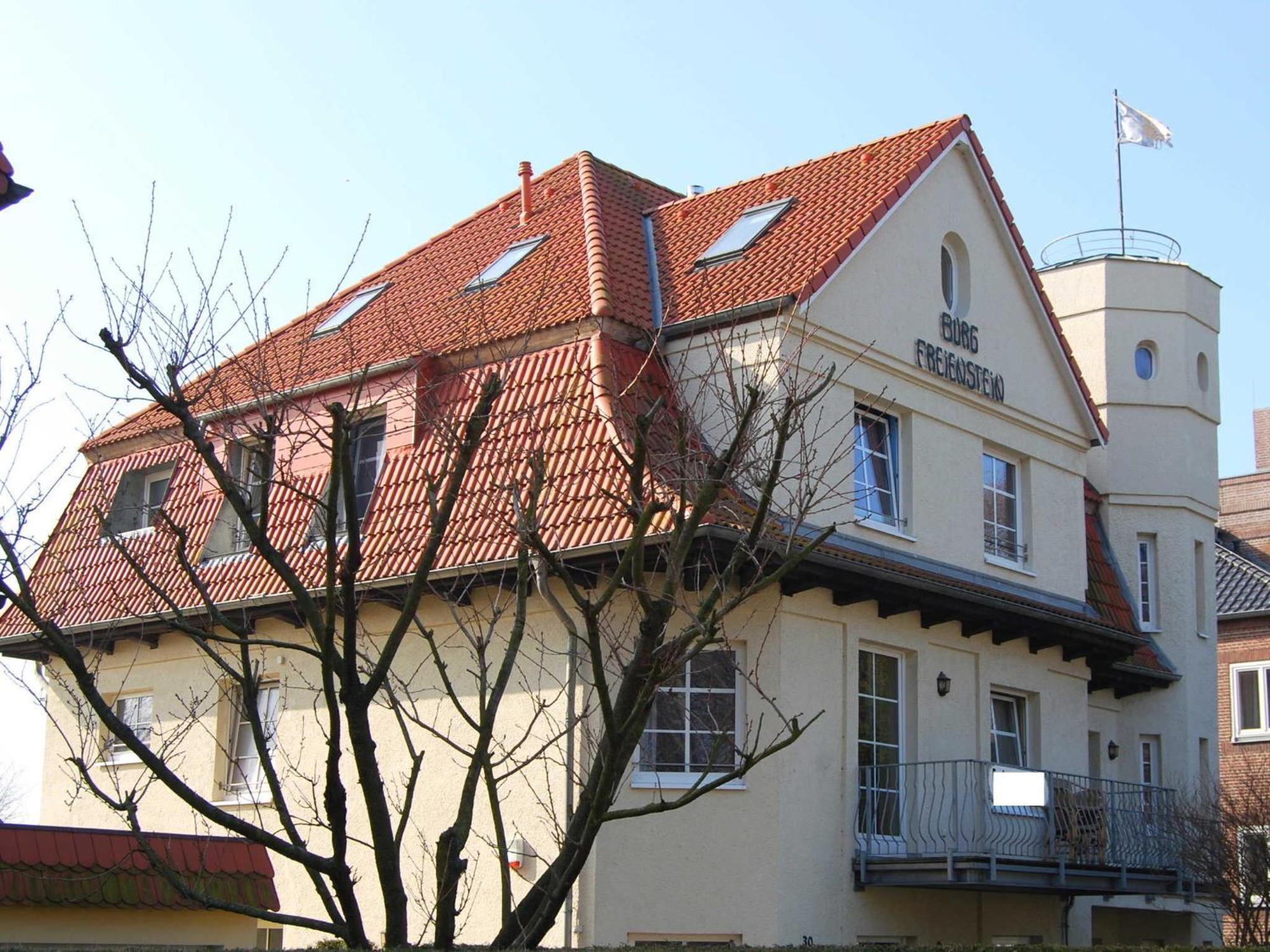 Ferienwohnungen "Burg Freienstein" Rostock Bagian luar foto
